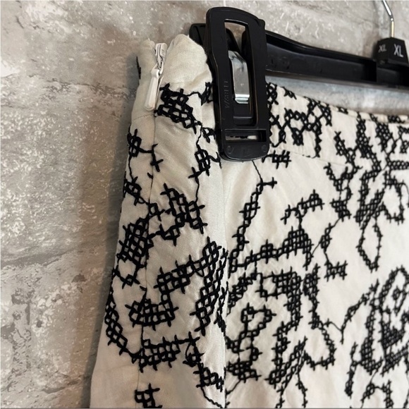 Michael Kors Embroidered Skirt - Picture 3 of 6